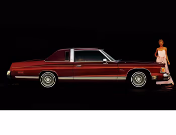 1977 Dodge Royal Monaco Brougham Formal Hardtop Coupe (DH 23)