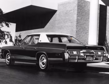 1977 Dodge Royal Monaco Brougham Sedan (DH 41)
