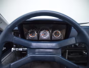Tableau de bord 1983–87 Dodge Shelby Charger