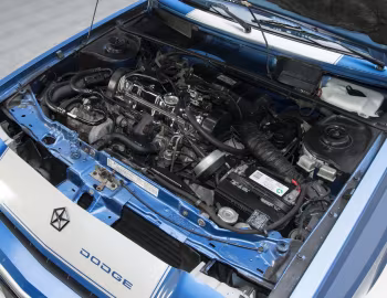Bajo el capó 1983–87 Dodge Shelby Charger