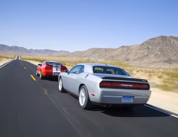 Dodge Challenger SRT8 '2008 & Shelby GT500 '2005