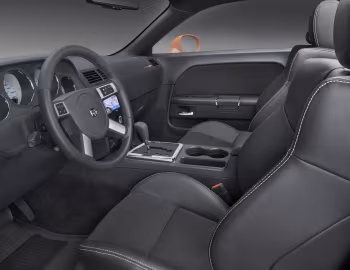 Интерьер 2008–10 Dodge Challenger SRT8 [North America] (LC) '04.2008–10.2010