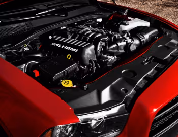 Bajo el capó 2012–14 Dodge Charger SRT8 (LD) '2011–14