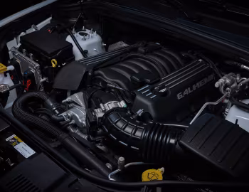 Bajo el capó 2018–20 Dodge Durango SRT (WD) '2017–20