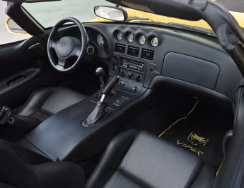 Interior 2001–02 Dodge Viper RT/10 (SR II)