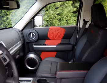 Interior Startech Dodge Nitro (KA) '2006