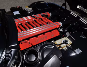 Bajo el capó Dodge Viper GTS (SR II) '1996–2002