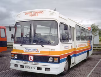 Dodge Commando G13 Wadham Stringer Vanguard [UK-spec] (B39FA) '1984–89