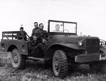 Dodge WC-51 (T214) '1942–45