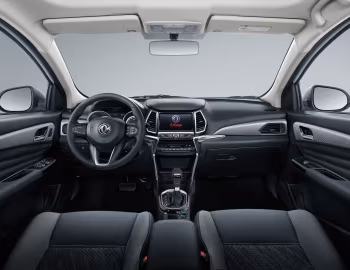 Торпедо Dongfeng Aeolus AX3 '2018–19