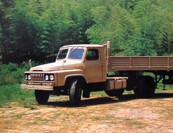 Dongfeng Aeolus EQ140K '09.1982–83