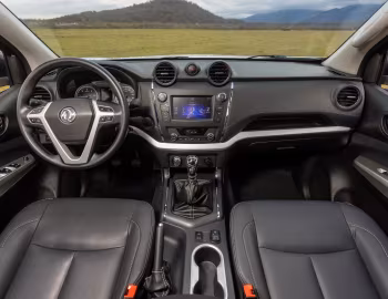 Panneau avant Dongfeng DF6 [CIS] '2023–pr.
