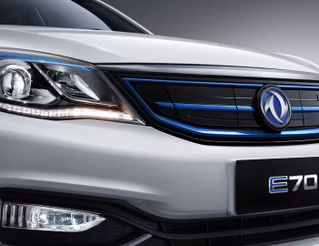 Dongfeng Aeolus E70 '2017–19