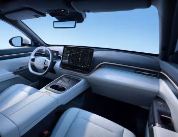 Інтэр'ер Dongfeng eπ008 '2024–н.ч.