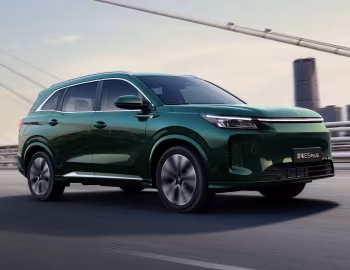 Dongfeng Fengon E5 Plus '2024–pr.