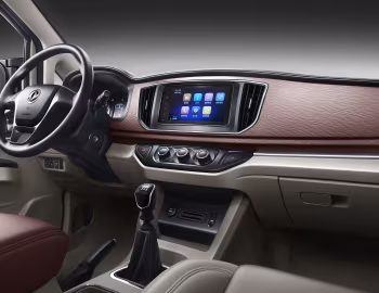 Интерьер Dongfeng Future M5 '2016–20