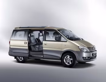 Dongfeng Future M5 '2012–16