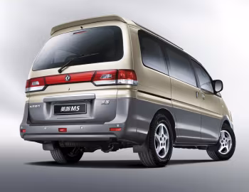 Dongfeng Future M5 '2012–16
