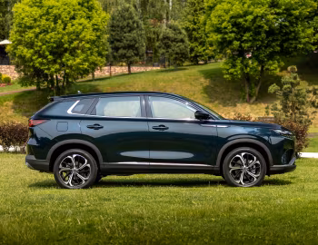 Dongfeng Huge [CIS] '2025–pr.
