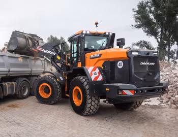 Doosan DL200-7 '2021–23