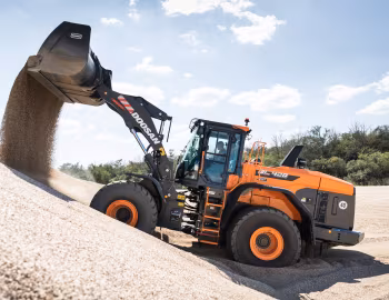 Doosan DL420CVT-7 '09.2021–23