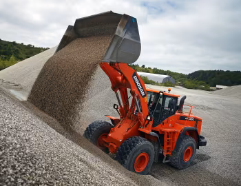 Doosan DL450-3 '2012–15