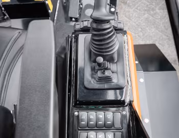 Interior Doosan DL65-7 '02.2022–01.2023