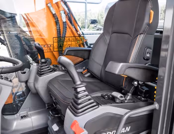 Interior Doosan DX140W-7 '07.2021–23