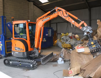 Doosan DX27Z '2007–04.2019
