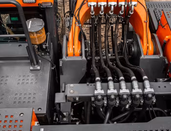 Under The Hood Doosan DX800LC-7 '07.2020–23
