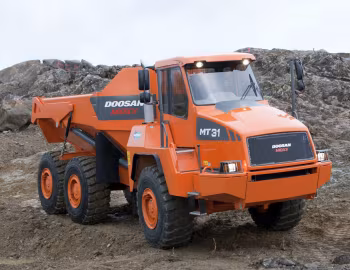 Doosan Moxy MT31 '2010–11