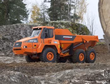 Doosan Moxy MT31 '2010–11
