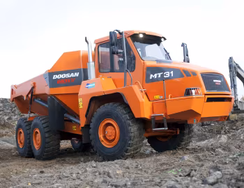 Doosan Moxy MT31 '2010–11