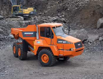 Doosan Moxy MT31 '2010–11