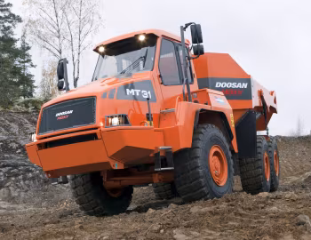Doosan Moxy MT31 '2010–11