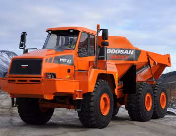 Doosan Moxy MT41 '2010–11