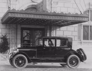 Dorris Model 6-80 4-Passenger Coupe '1923