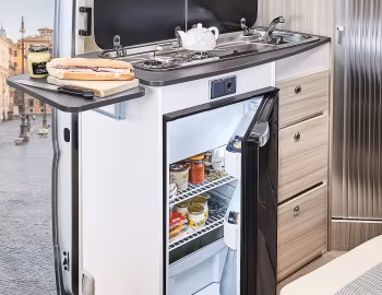 Interior 2020–22 Dreamer D42 '2019–22