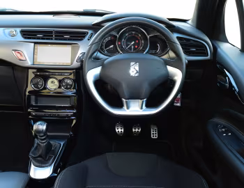 Передня панель DS 3 Cabrio [UK-spec] '2016–19