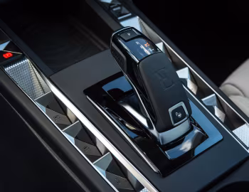 Інтэр'ер DS 3 Crossback E-Tense Rivoli [Worldwide] '2019–22