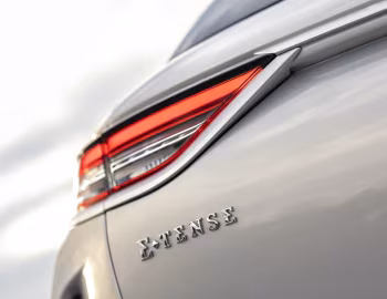 DS 3 Crossback E-Tense Rivoli [Worldwide] '2019–22