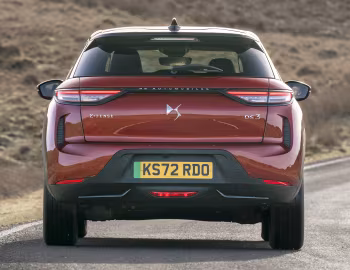 DS 3 E-Tense [UK-spec] '2023–24