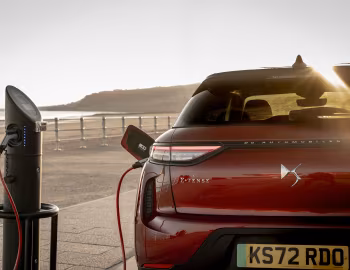DS 3 E-Tense [UK-spec] '2023–24