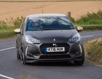 DS 3 Performance Black [UK-spec] '2016–18
