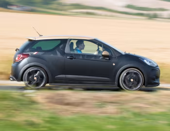 DS 3 Performance Black [UK-spec] '2016–18