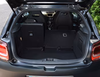 后备箱 DS 3 Performance Black [UK-spec] '2016–18