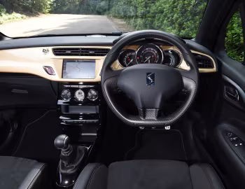 Передня панель DS 3 Performance Black [UK-spec] '2016–18