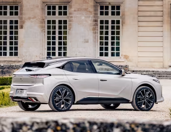 DS 4 Rivoli [Worldwide] '2021–24