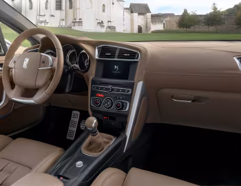 Интерьер DS 4 [Worldwide] '2015–18