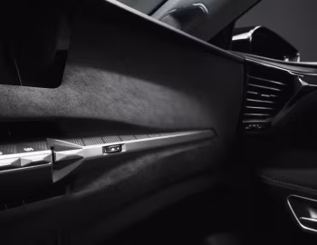 Інтер'єр DS 4 E-Tense Performance Line [Worldwide] '2021–24